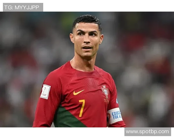 聚焦绿茵传奇全面盘点世界足球球星荣耀榜与辉煌瞬间